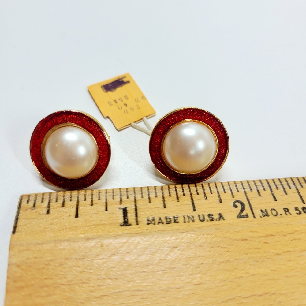 Richelieu Stardust Red Enamel Faux Pearl Button Earrings‎ Clip On Orig Tags - Picture 7 of 8